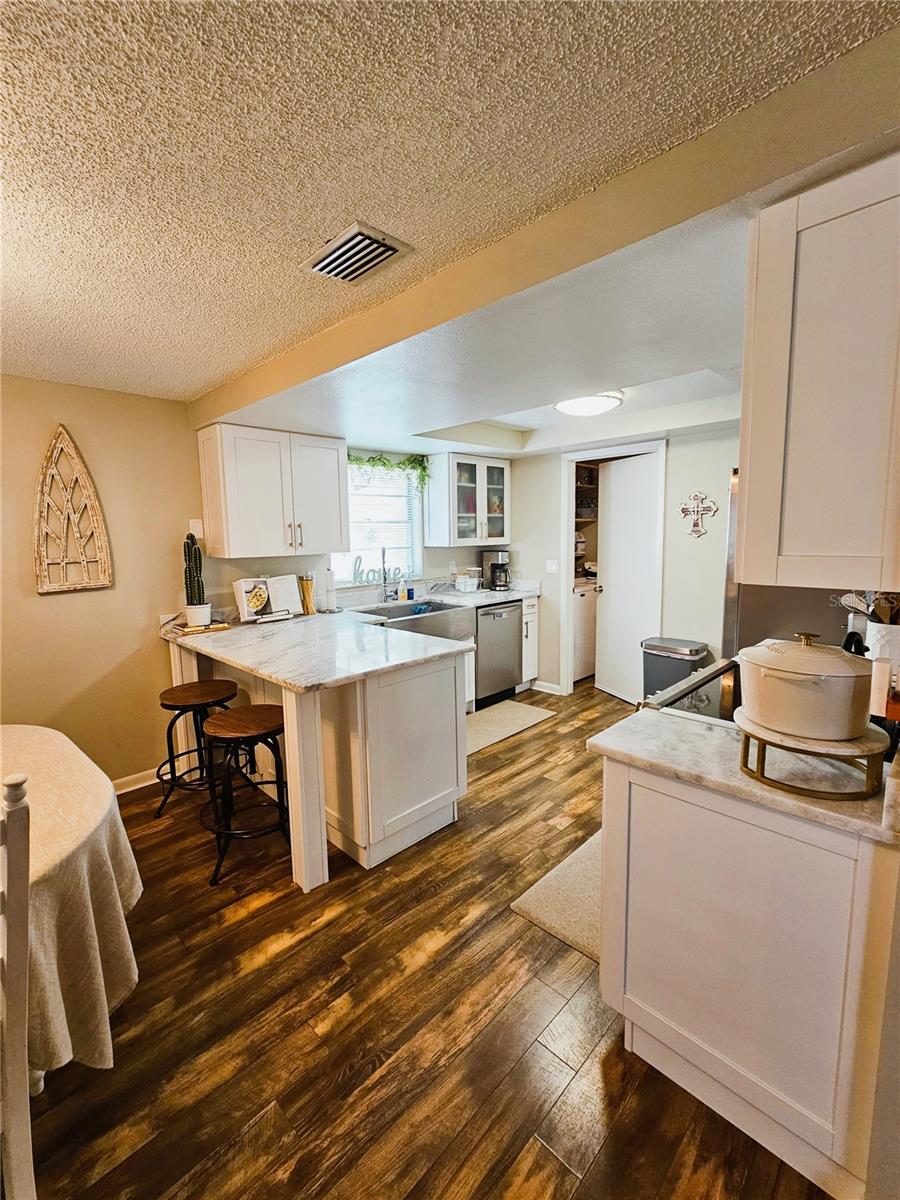 Image 10 of 31 For 7366 Monterey Boulevard