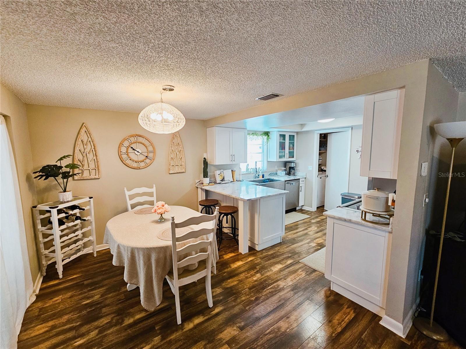 Image 11 of 31 For 7366 Monterey Boulevard