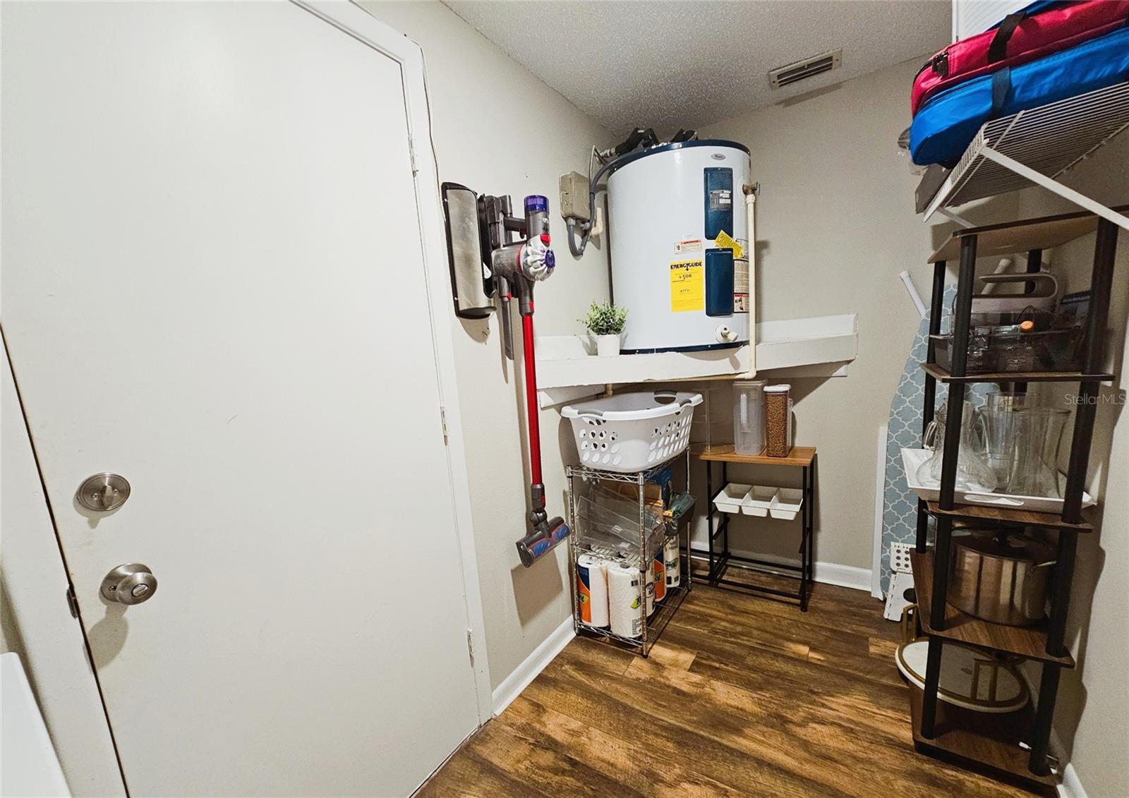 Image 25 of 31 For 7366 Monterey Boulevard