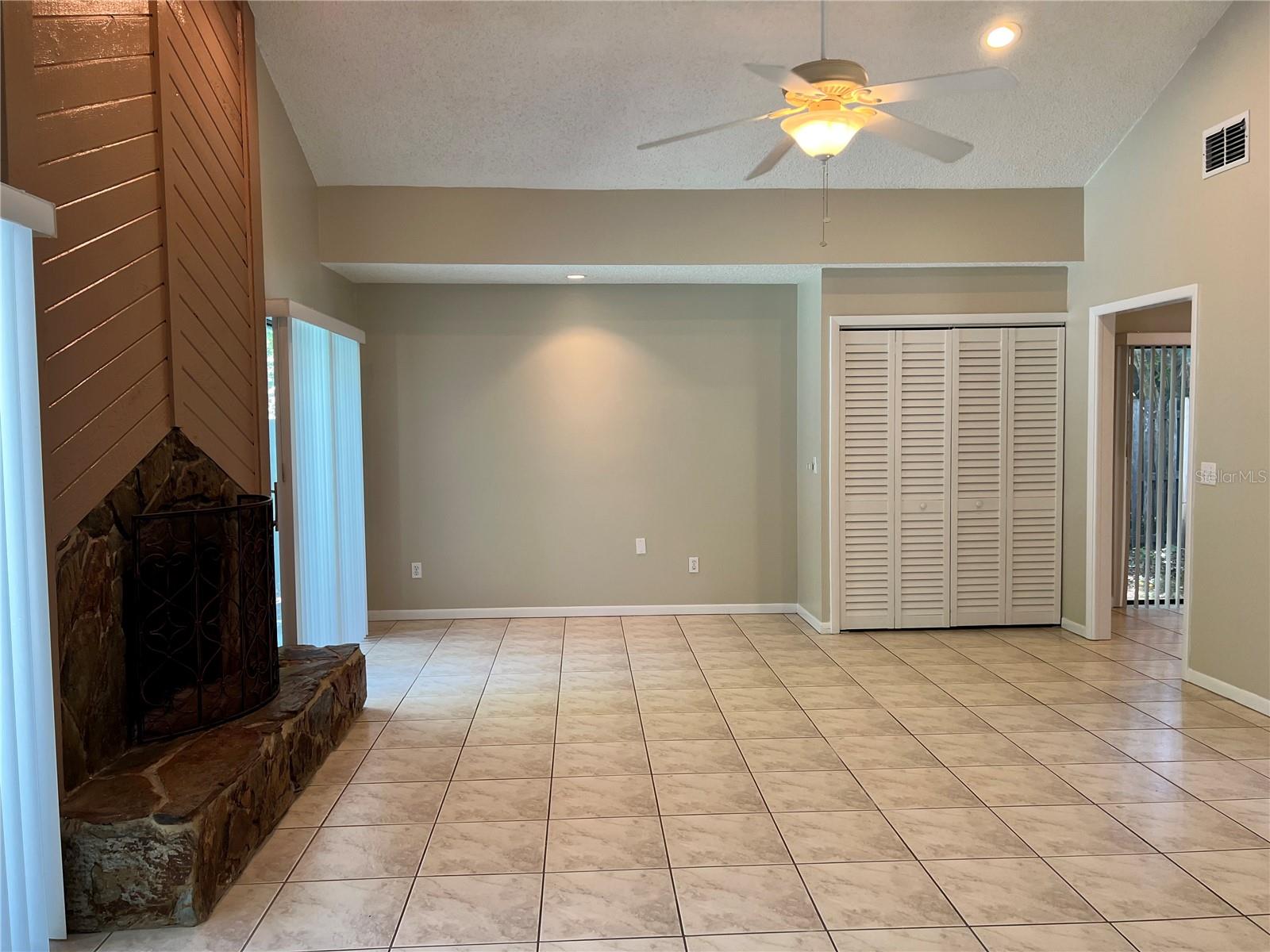 Image 4 of 17 For 3207 Tarabrook Drive