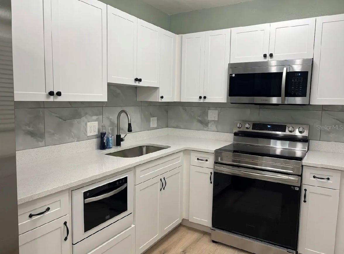 Image 2 of 15 For 7661 18th Way N 1