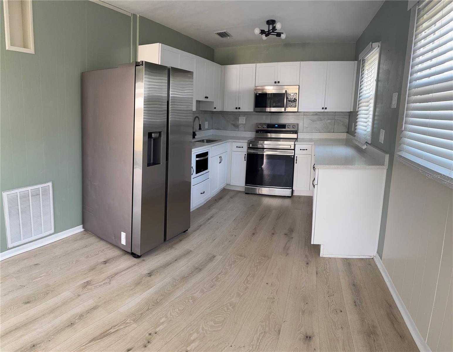 Image 3 of 15 For 7661 18th Way N 1