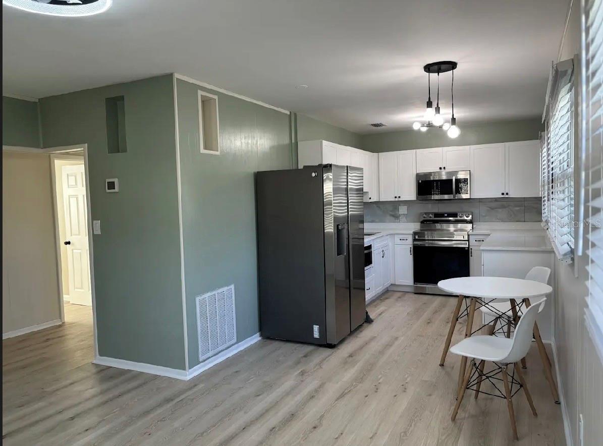 Image 4 of 15 For 7661 18th Way N 1