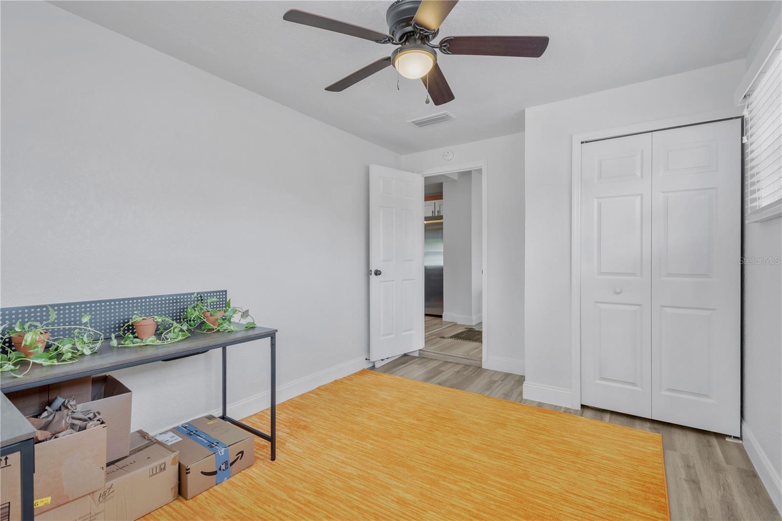 Image 13 of 39 For 6890 80th Avenue N