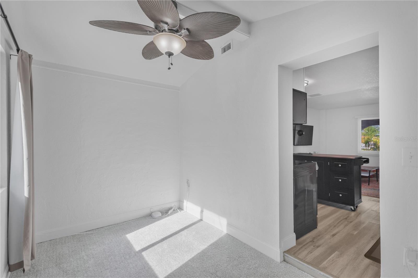 Image 16 of 39 For 6890 80th Avenue N