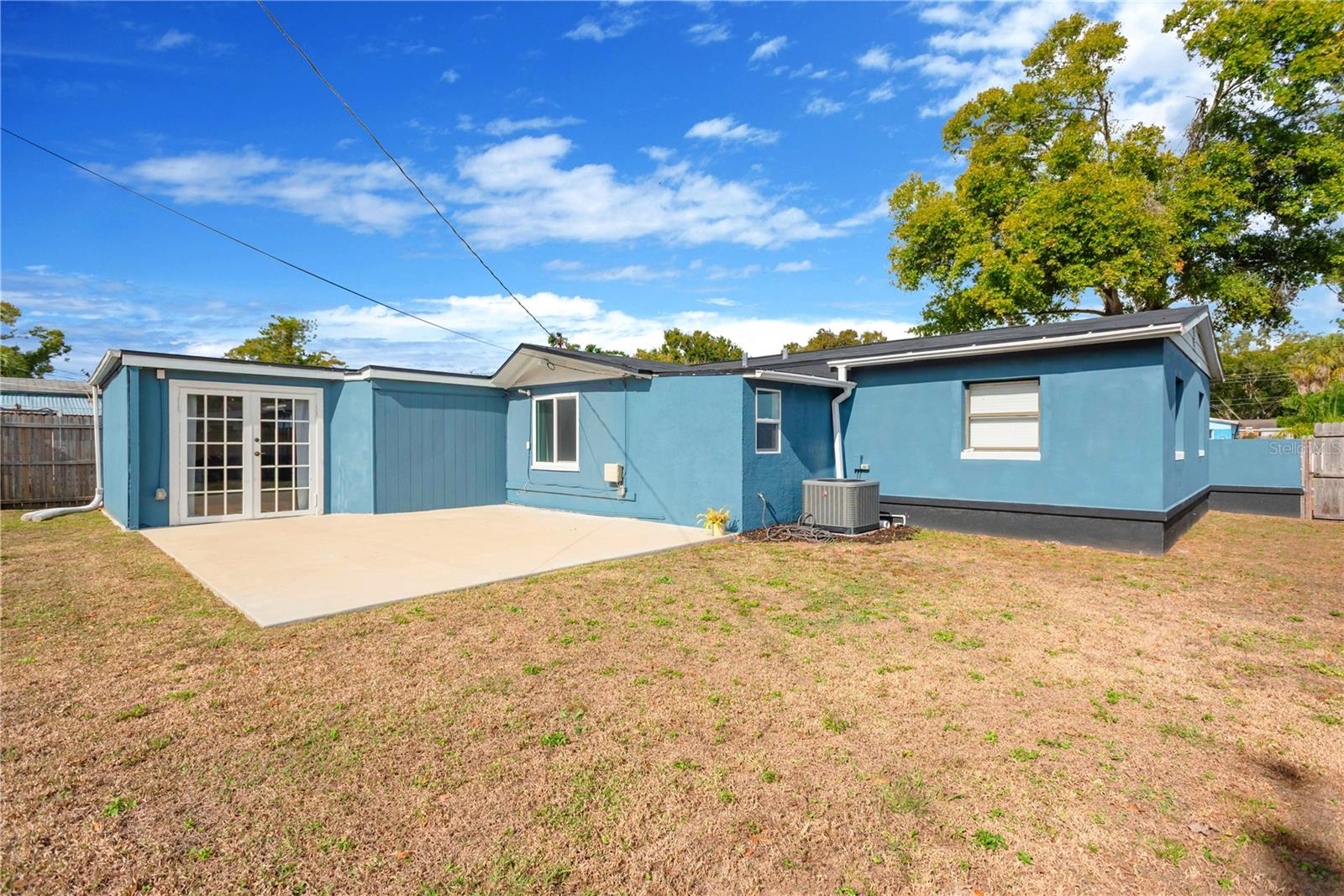 Image 27 of 39 For 6890 80th Avenue N