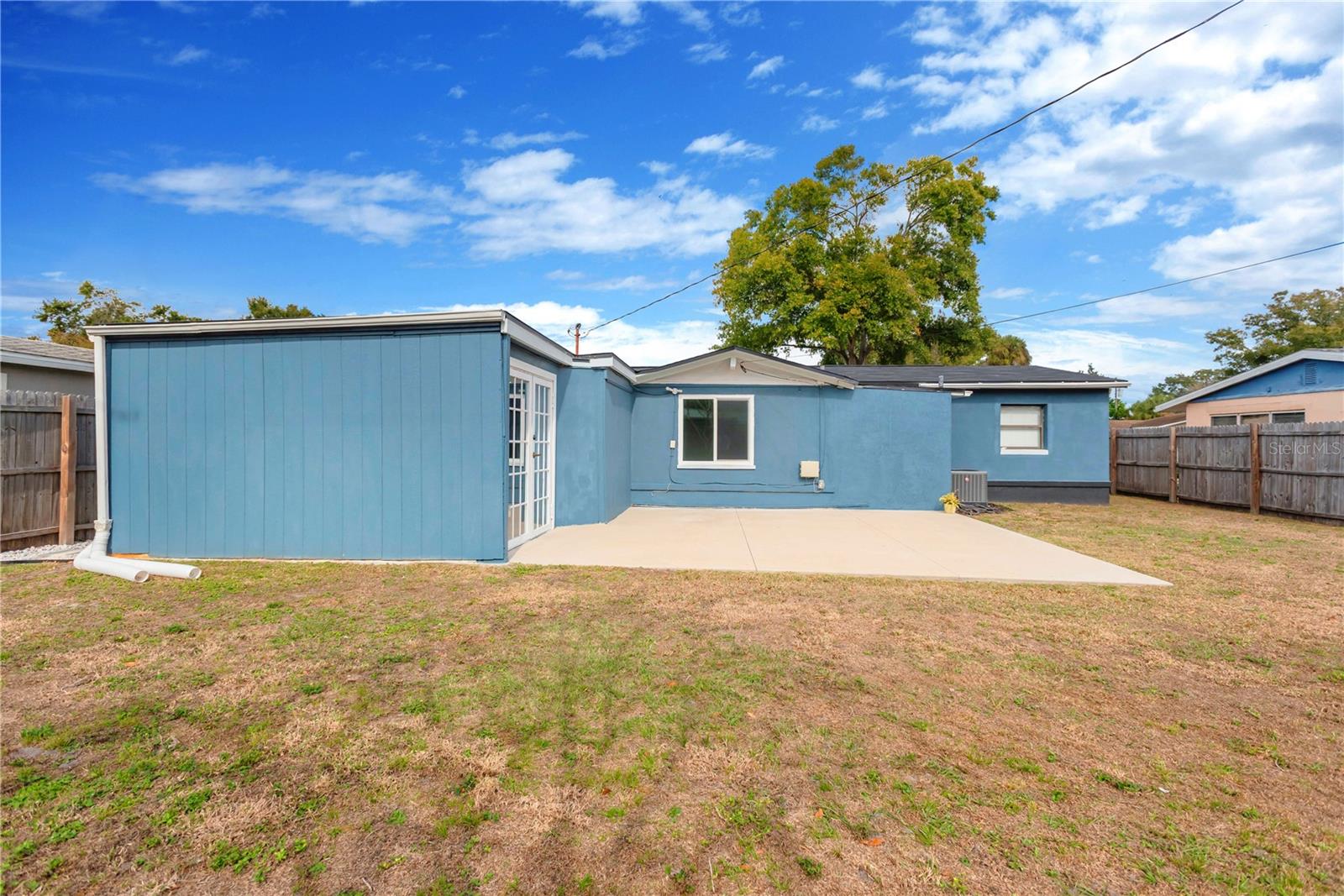 Image 28 of 39 For 6890 80th Avenue N