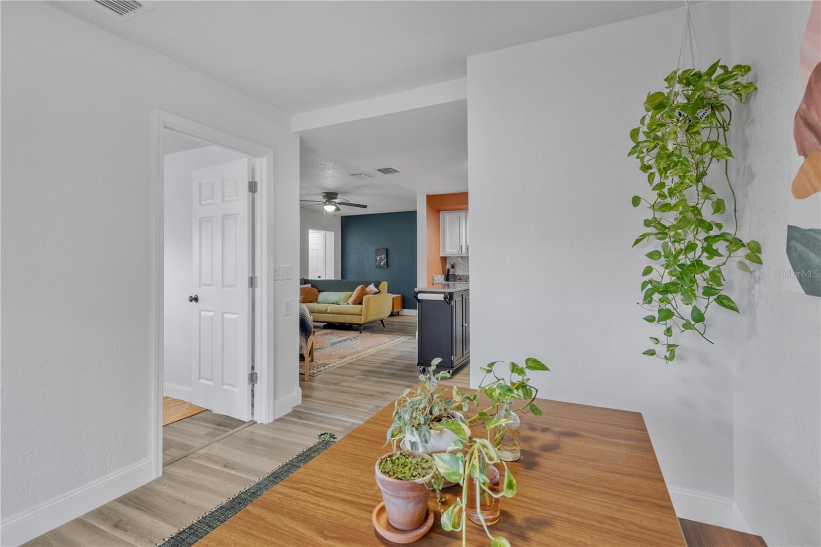 Image 8 of 39 For 6890 80th Avenue N