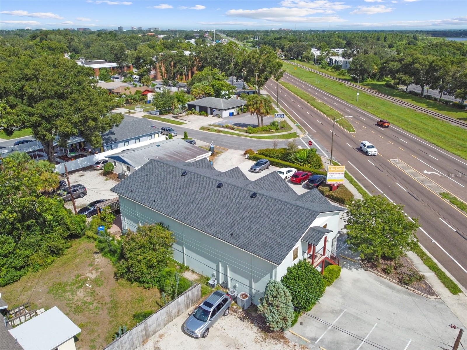 Image 10 of 39 For 1137 Bartow Road 205