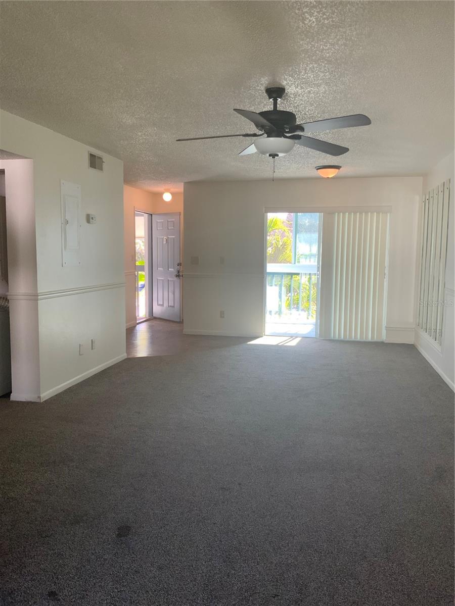 Image 11 of 29 For 11201 122nd Avenue 138