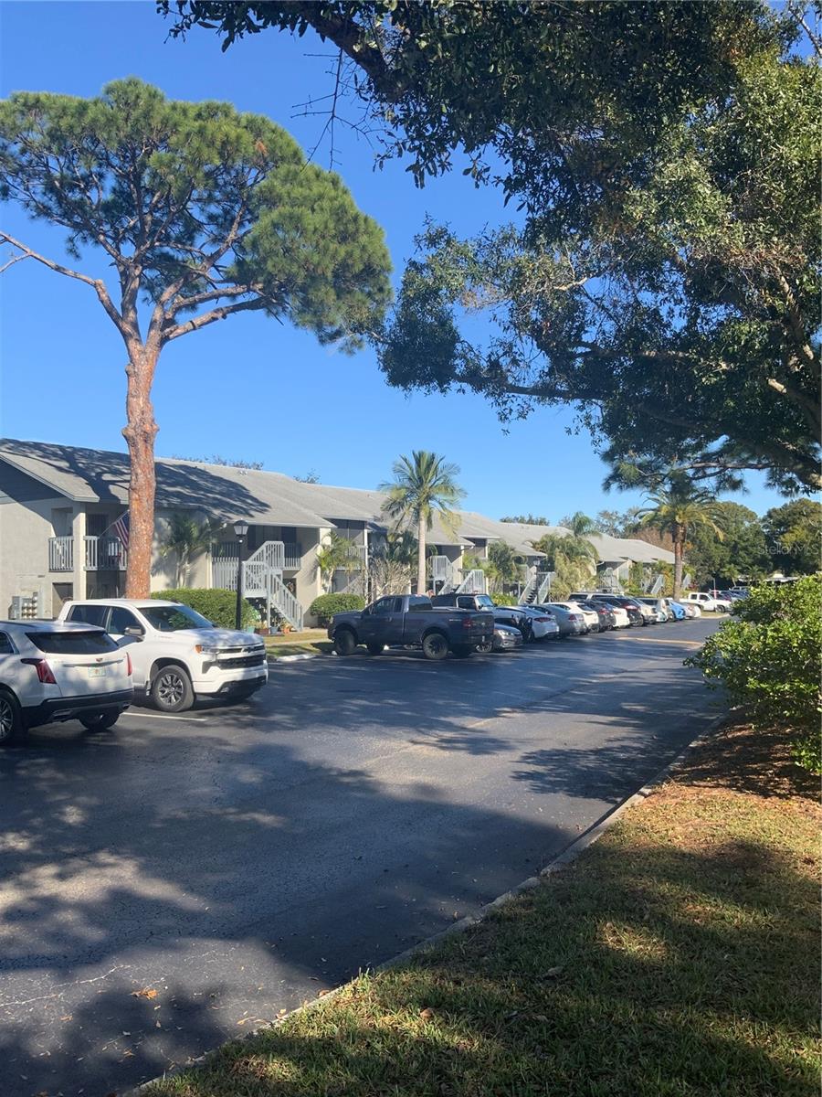 Image 27 of 29 For 11201 122nd Avenue 138