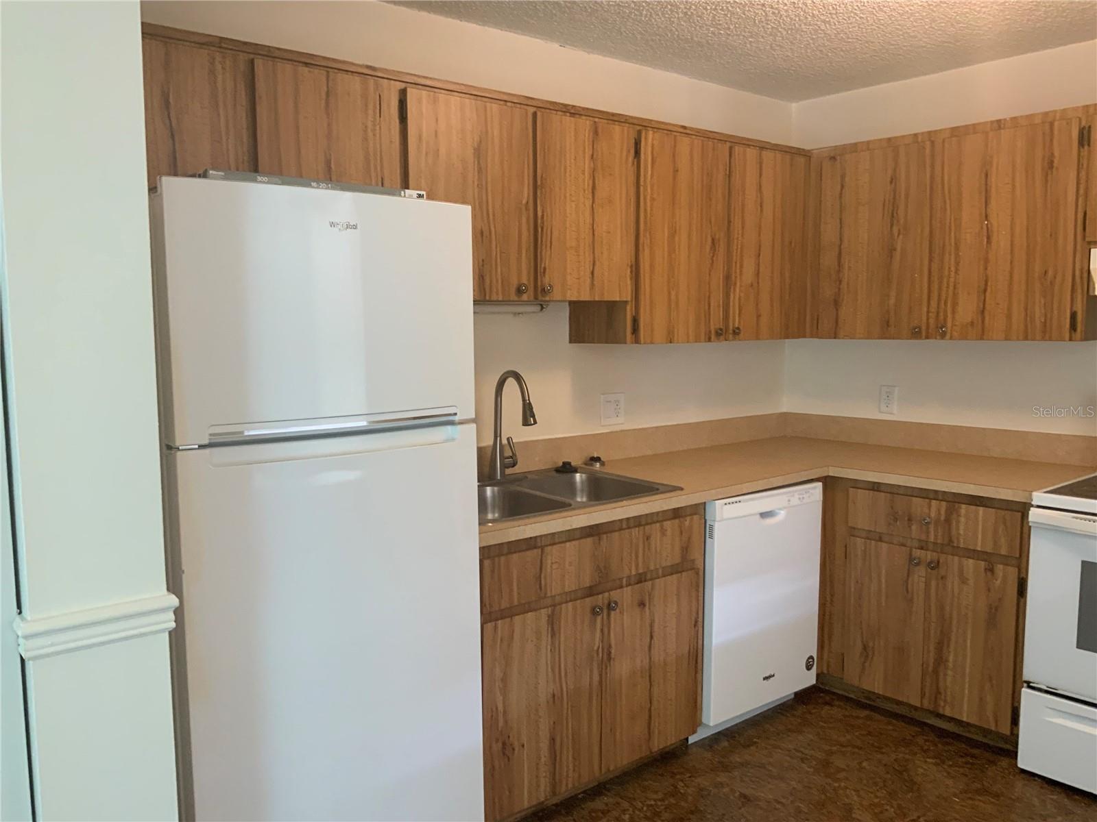 Image 7 of 29 For 11201 122nd Avenue 138