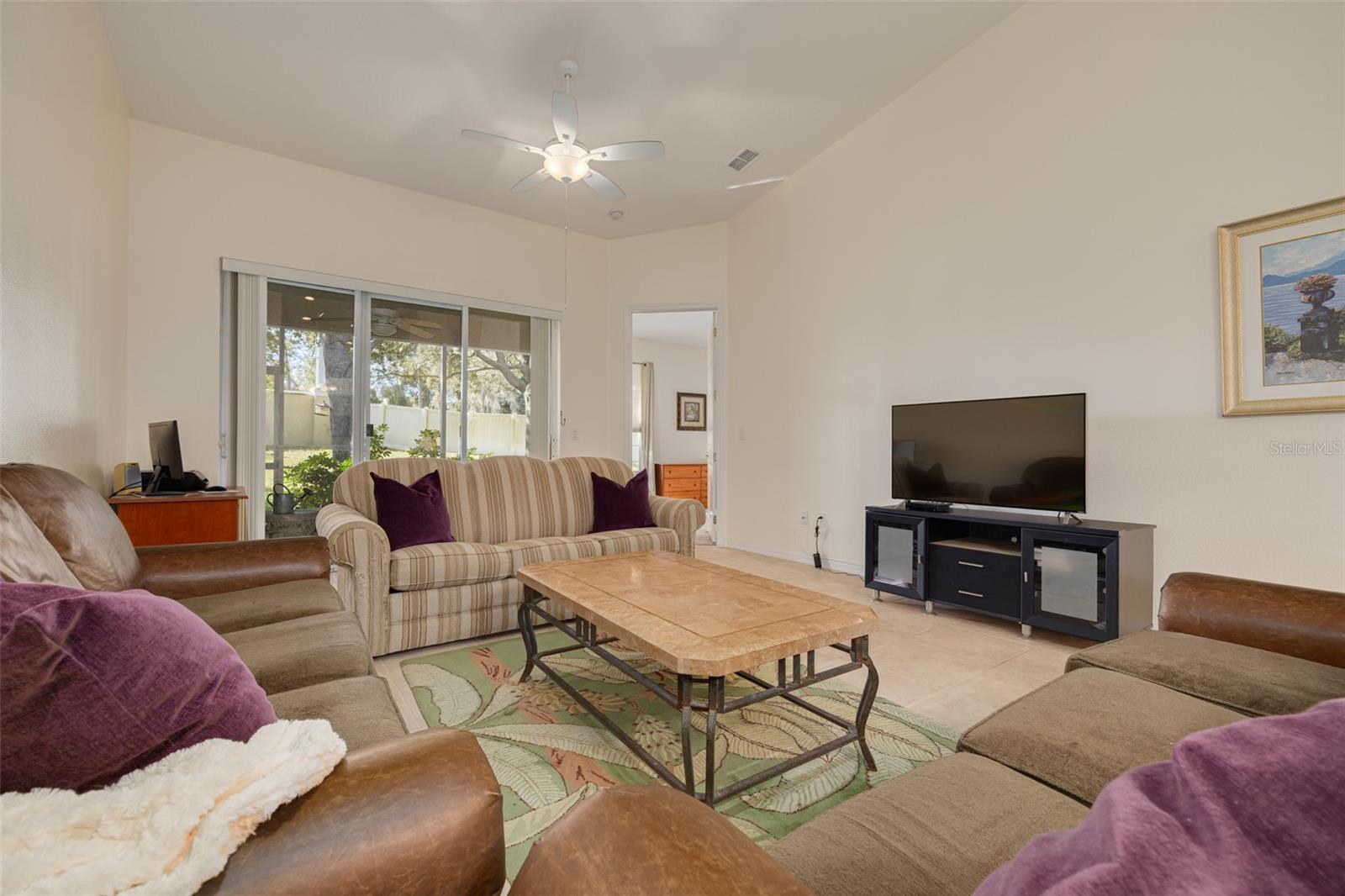 Image 5 of 32 For 656 Spring Lake Circle