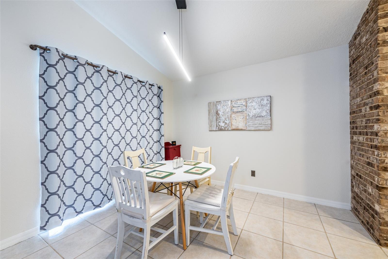 Image 9 of 59 For 6650 Thackston Drive