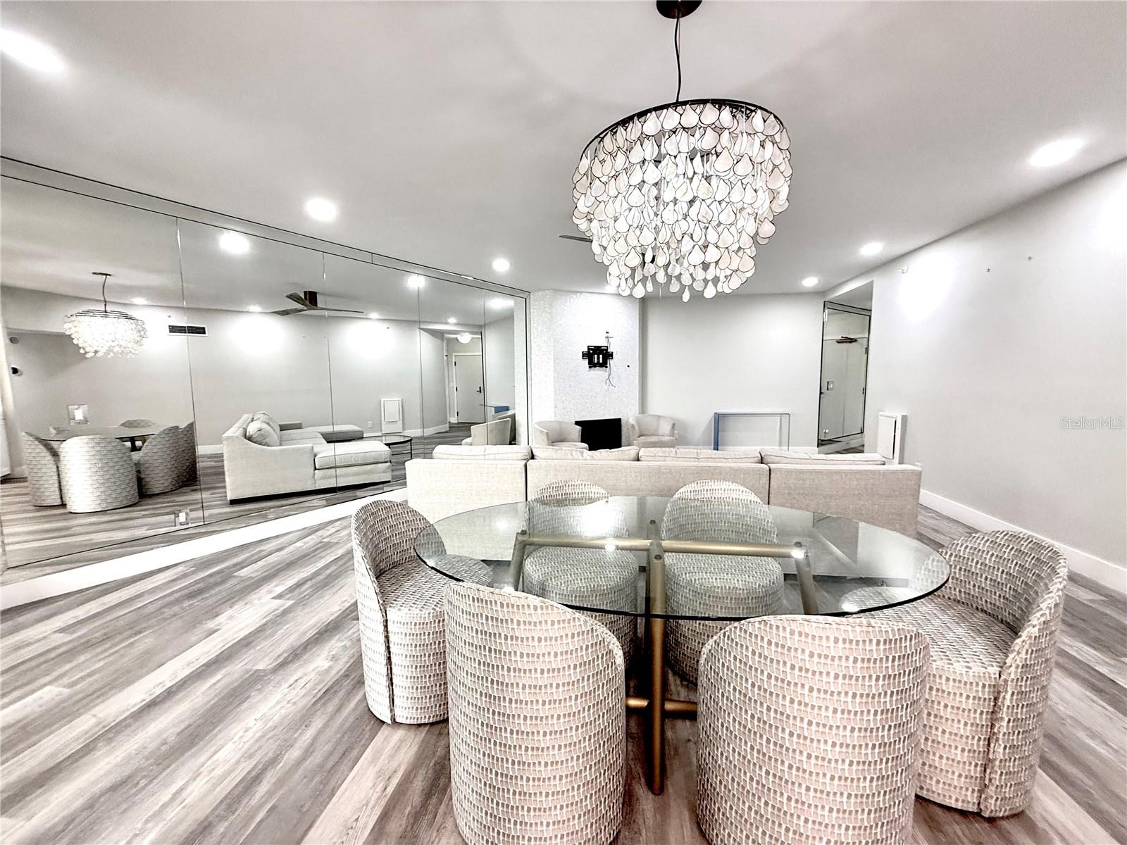 Image 3 of 17 For 1600 Gulf Boulevard 1112