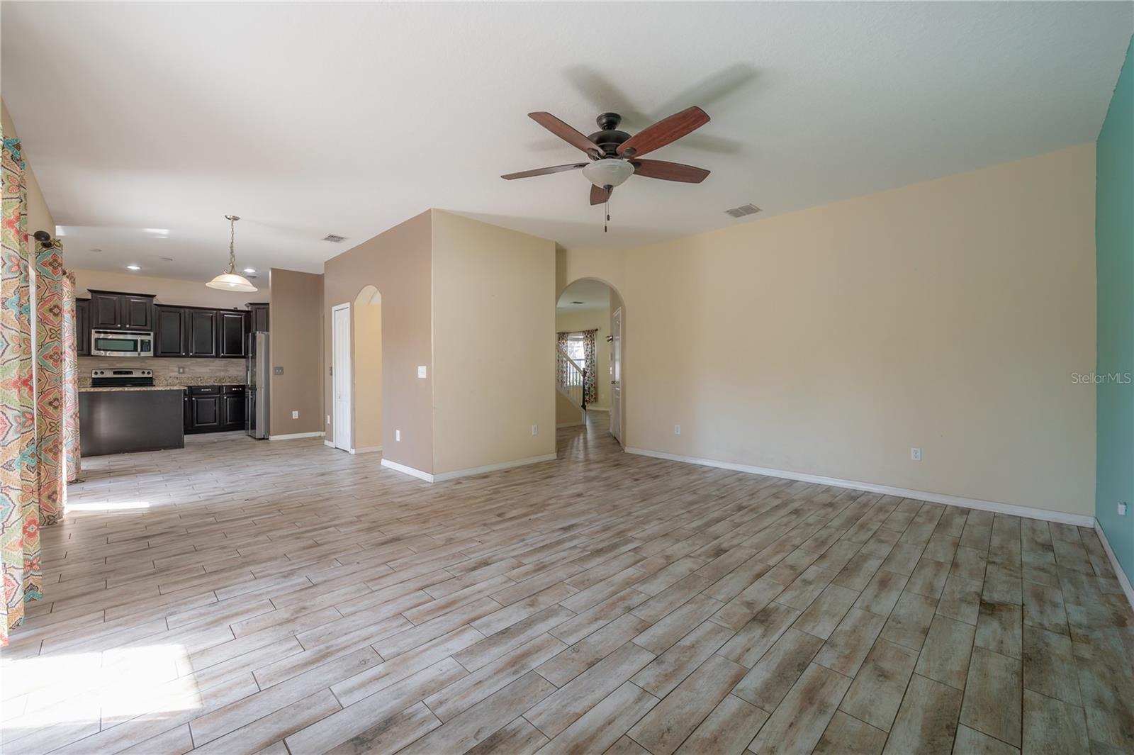 Image 18 of 40 For 12356 Cricklewood Drive