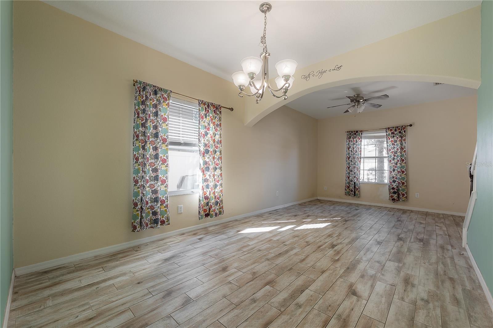 Image 7 of 40 For 12356 Cricklewood Drive