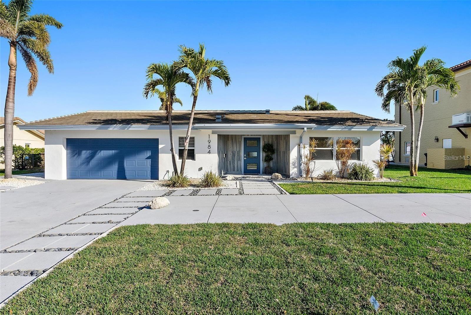 Listing photo id 0 for 1984 Kansas Avenue Ne