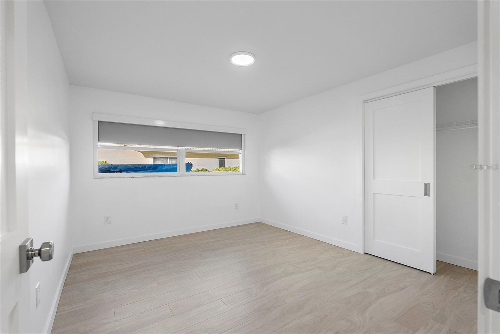 Listing photo id 29 for 1984 Kansas Avenue Ne