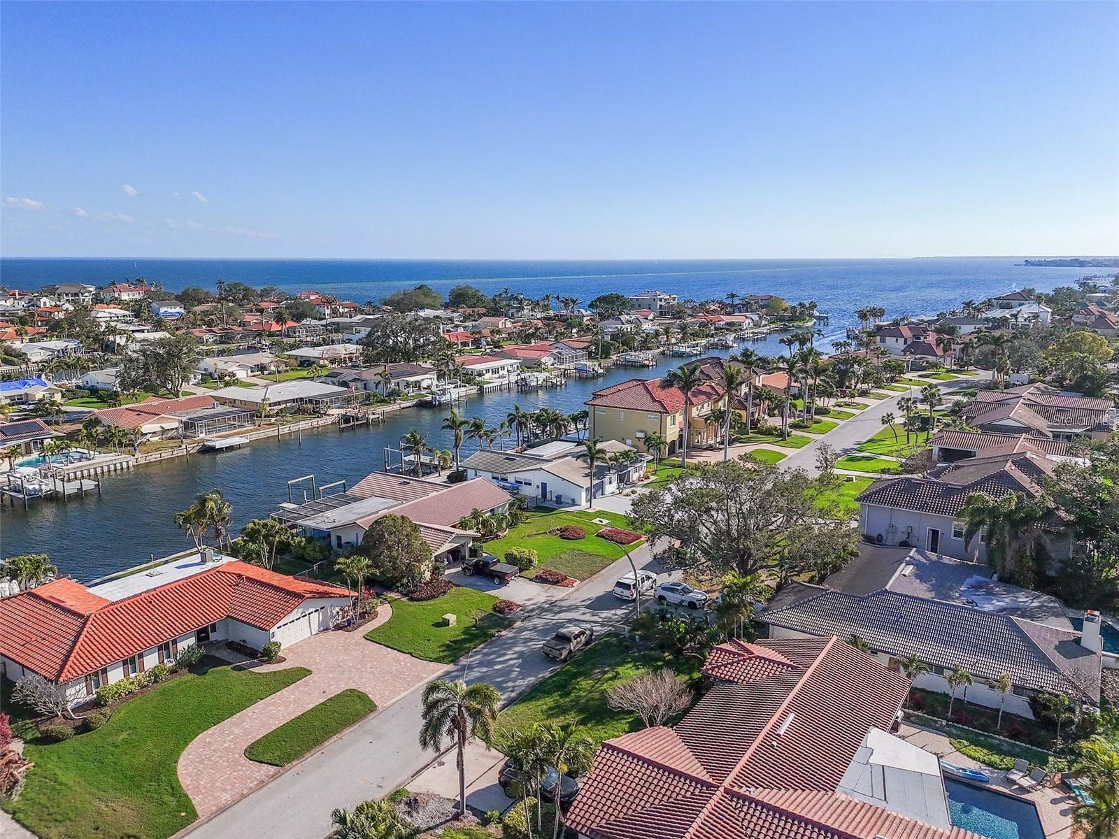 Listing photo id 45 for 1984 Kansas Avenue Ne