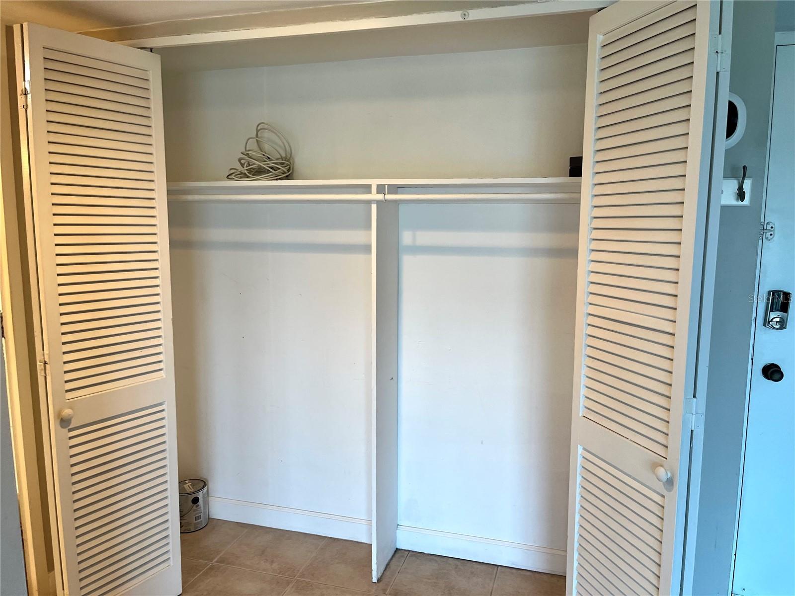 Image 26 of 63 For 880 Mandalay Avenue C512