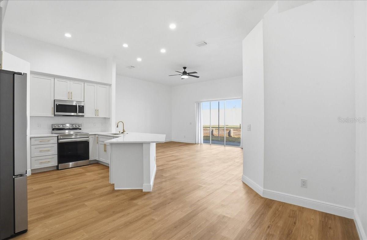 Image 10 of 33 For 9404 Laurel Ledge Drive