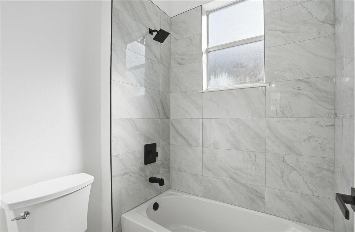 Image 12 of 33 For 9404 Laurel Ledge Drive