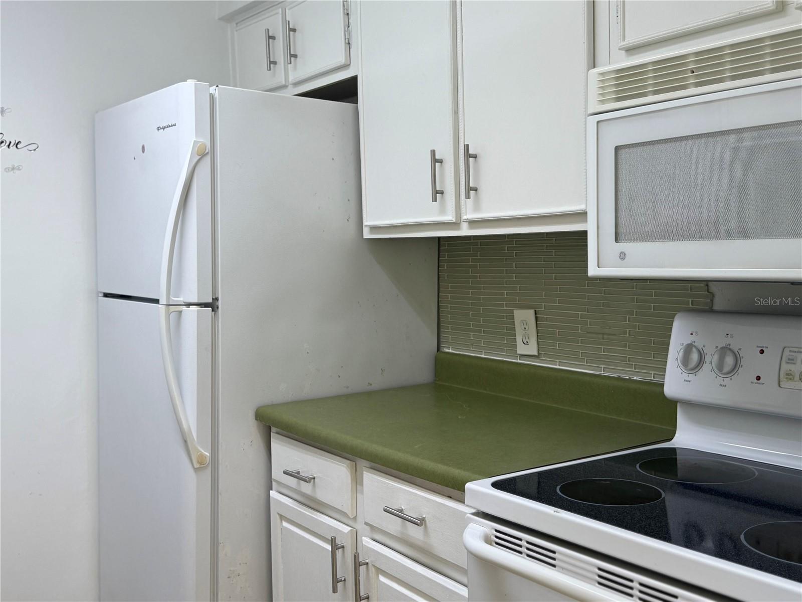 Image 3 of 17 For 9109 Hillsborough Avenue J207