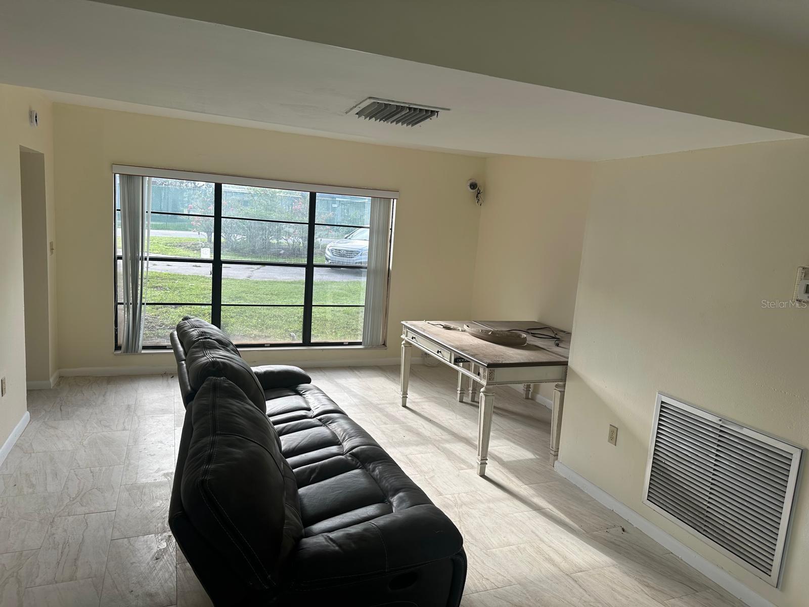 Image 10 of 15 For 212 Chestnut Road