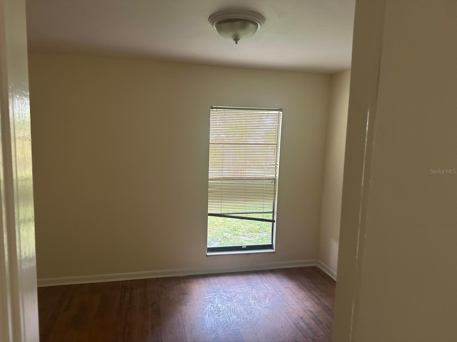 Image 7 of 15 For 212 Chestnut Road