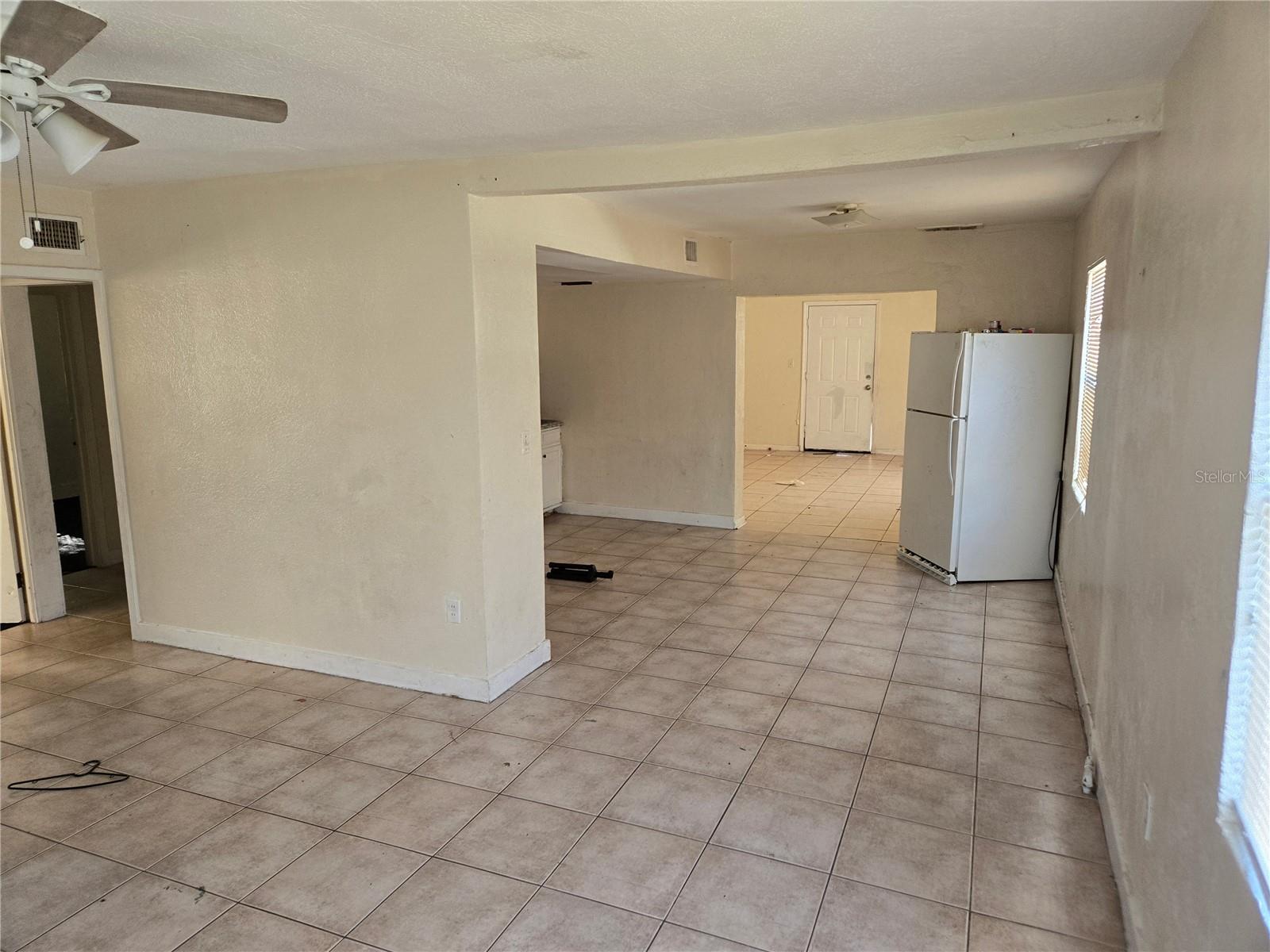 Image 3 of 13 For 2421 11th Street S