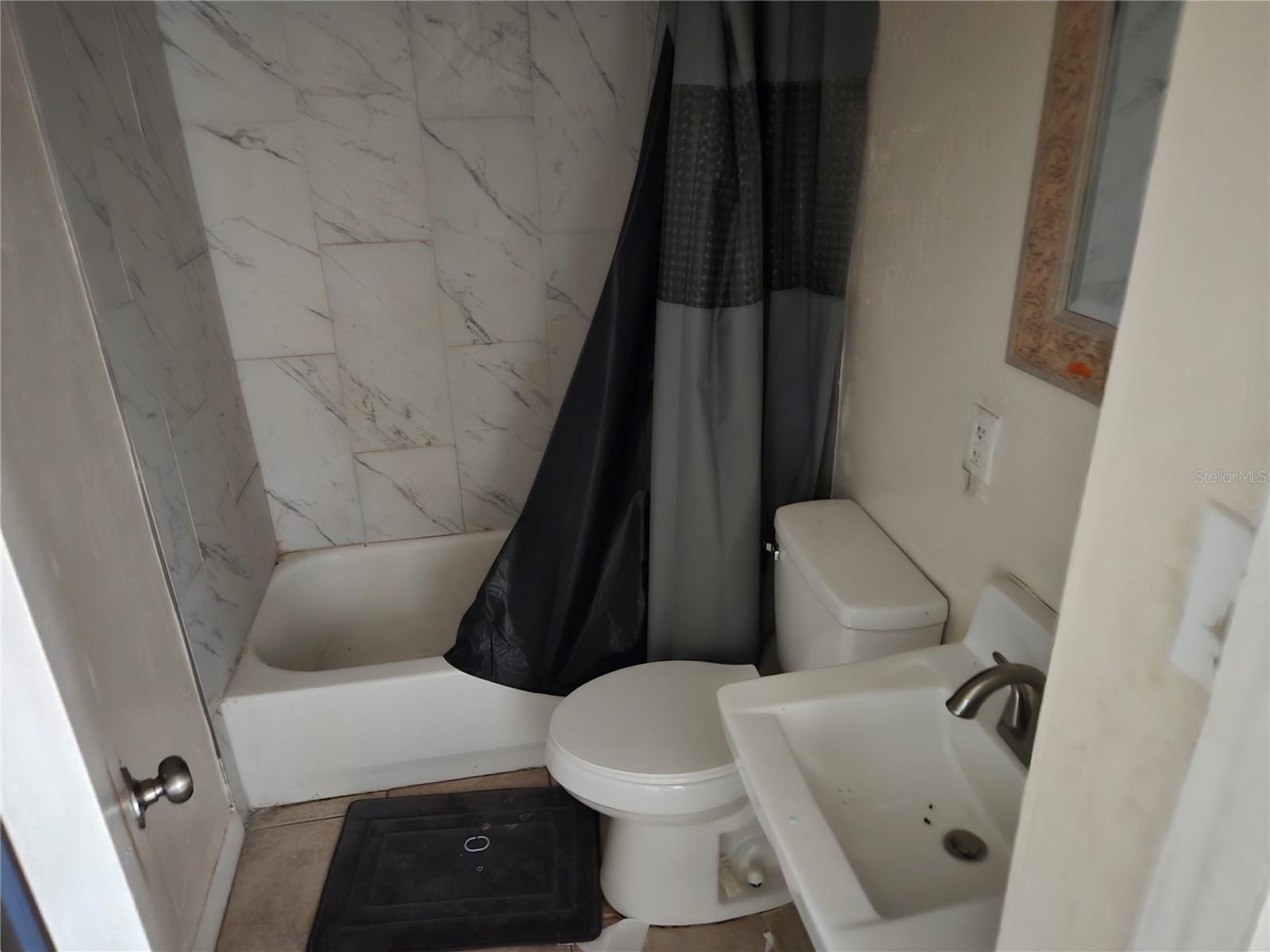 Image 9 of 13 For 2421 11th Street S