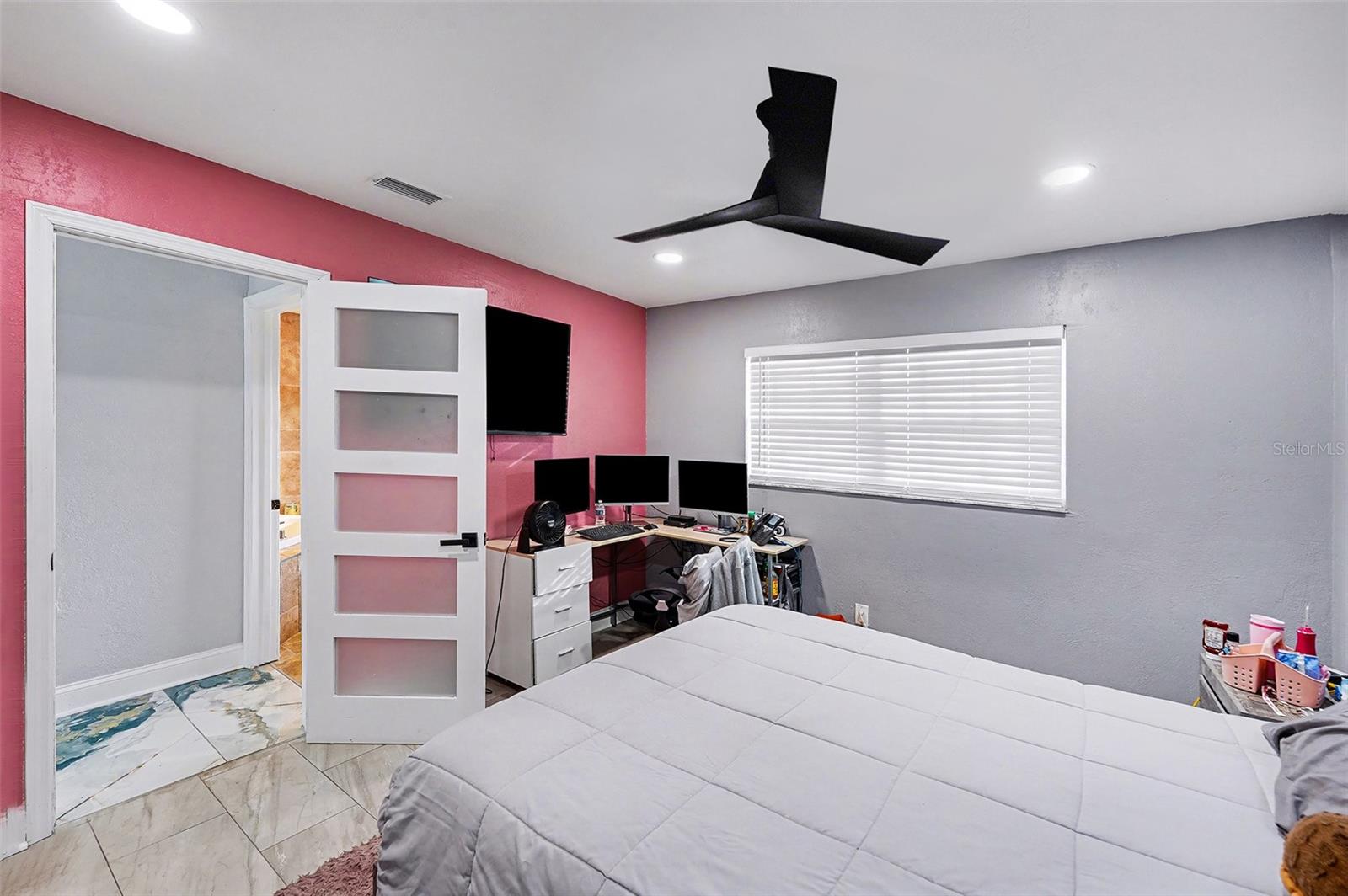 Image 16 of 19 For 1665 Pinellas Point Drive S