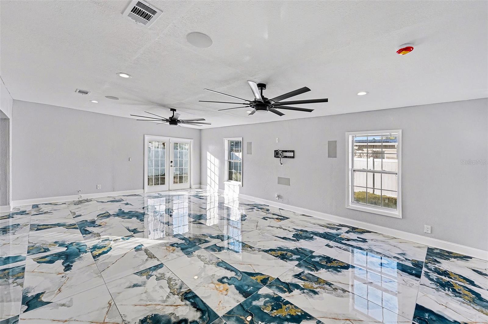 Image 9 of 19 For 1665 Pinellas Point Drive S