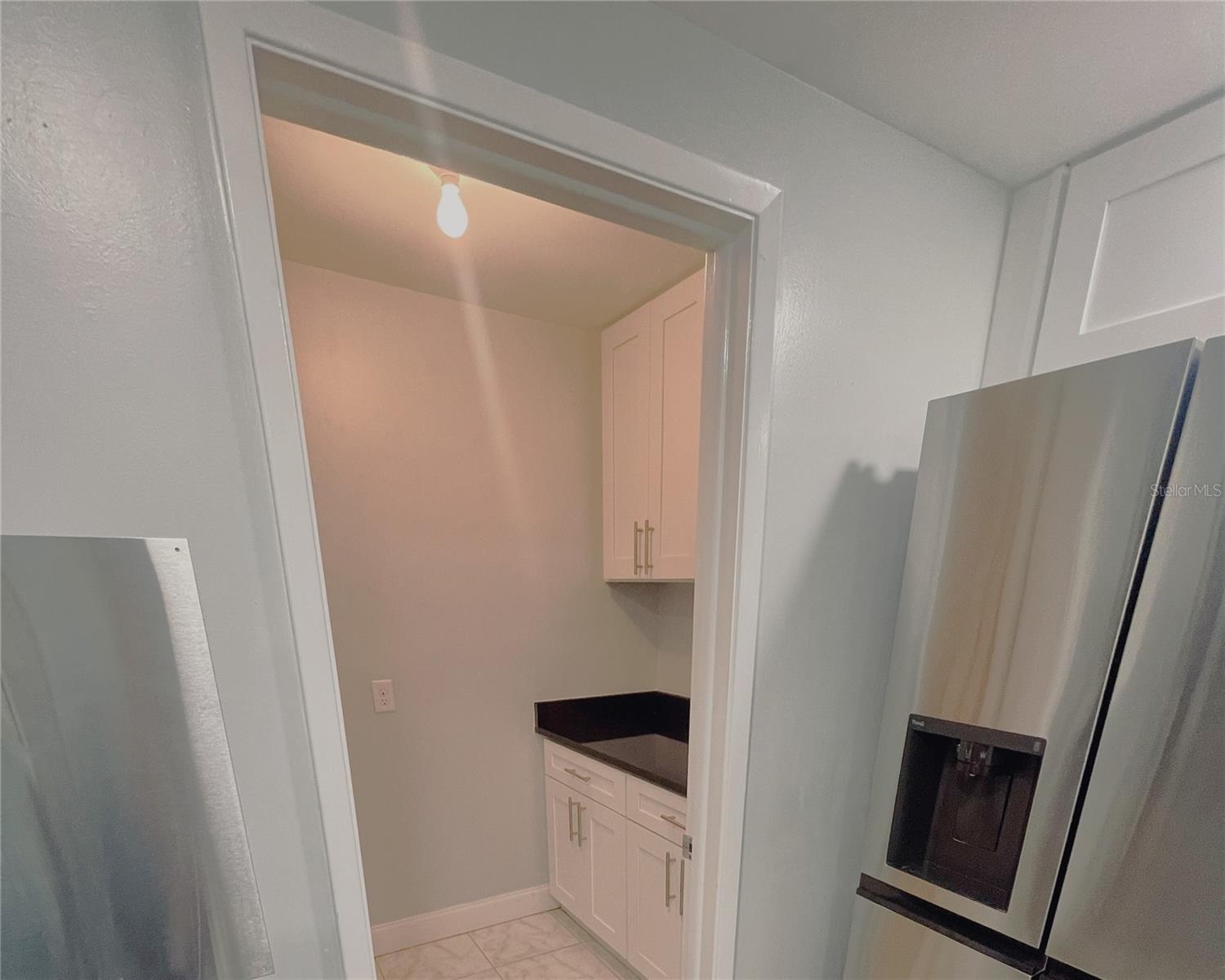 Image 11 of 43 For 1819 Shore Drive S 318