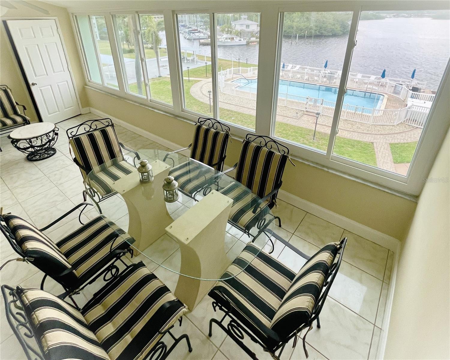 Image 20 of 43 For 1819 Shore Drive S 318