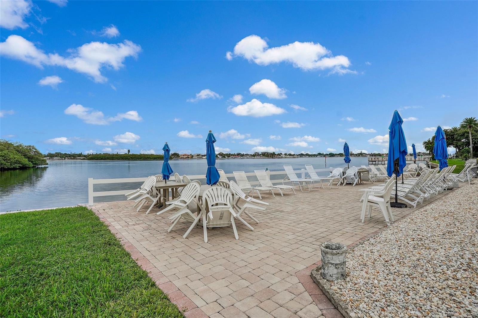 Image 35 of 43 For 1819 Shore Drive S 318