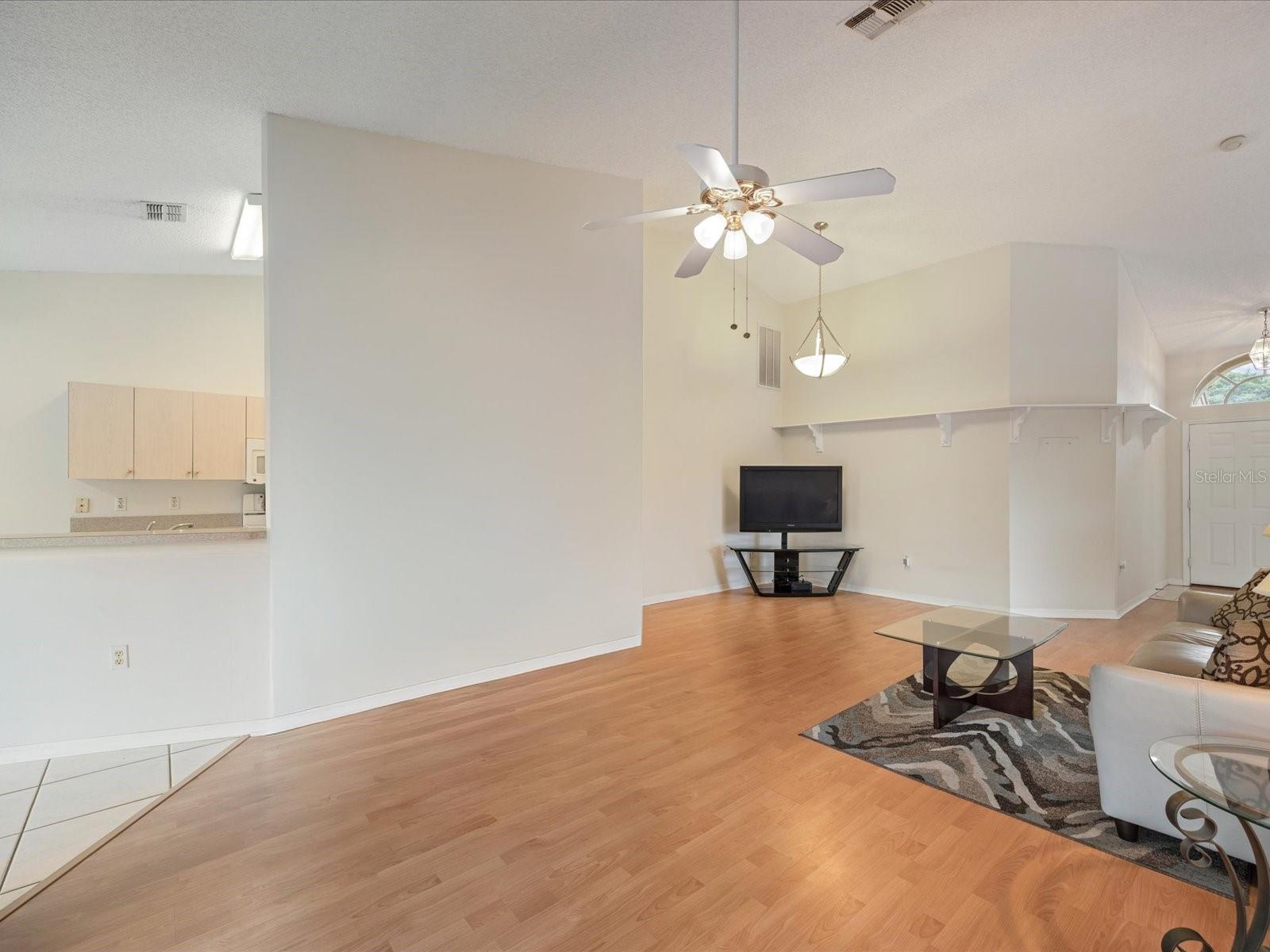 Image 14 of 47 For 3014 Pepperwood Lane W