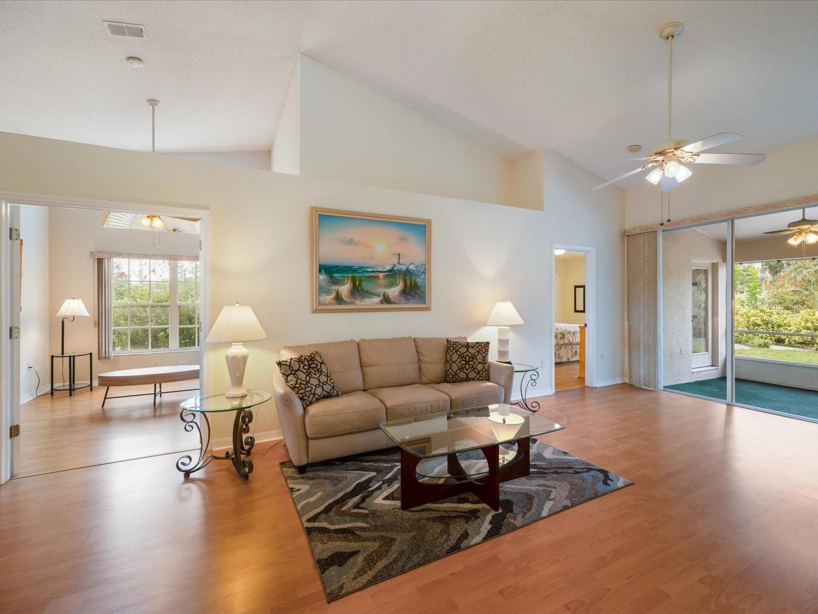 Image 15 of 47 For 3014 Pepperwood Lane W