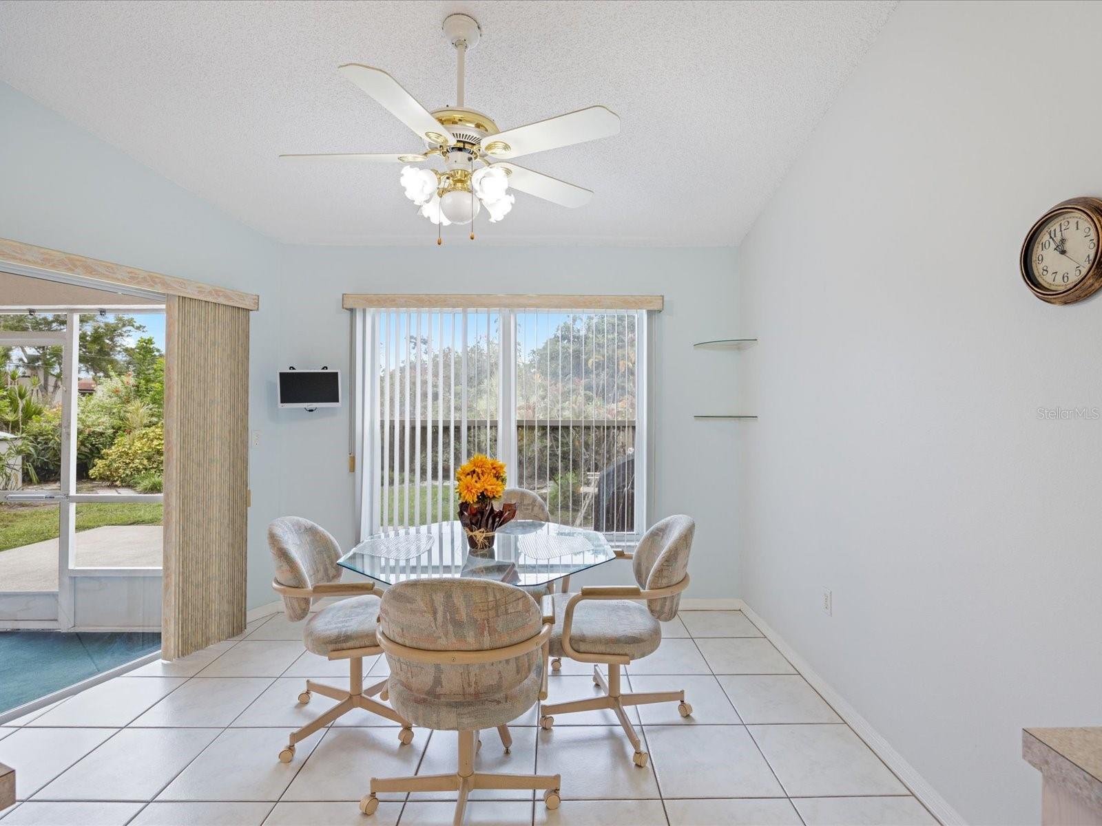 Image 33 of 47 For 3014 Pepperwood Lane W