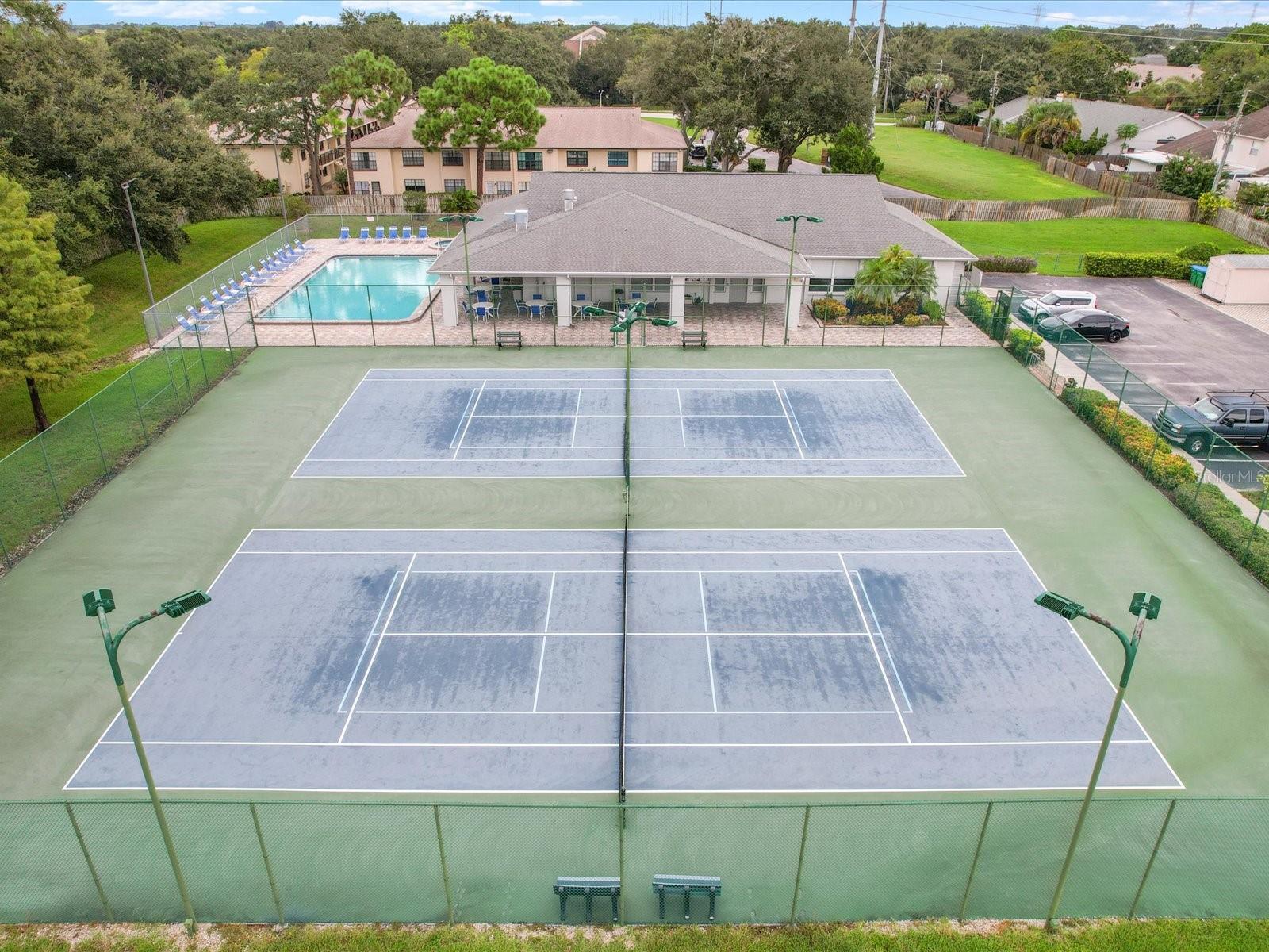 Image 43 of 47 For 3014 Pepperwood Lane W