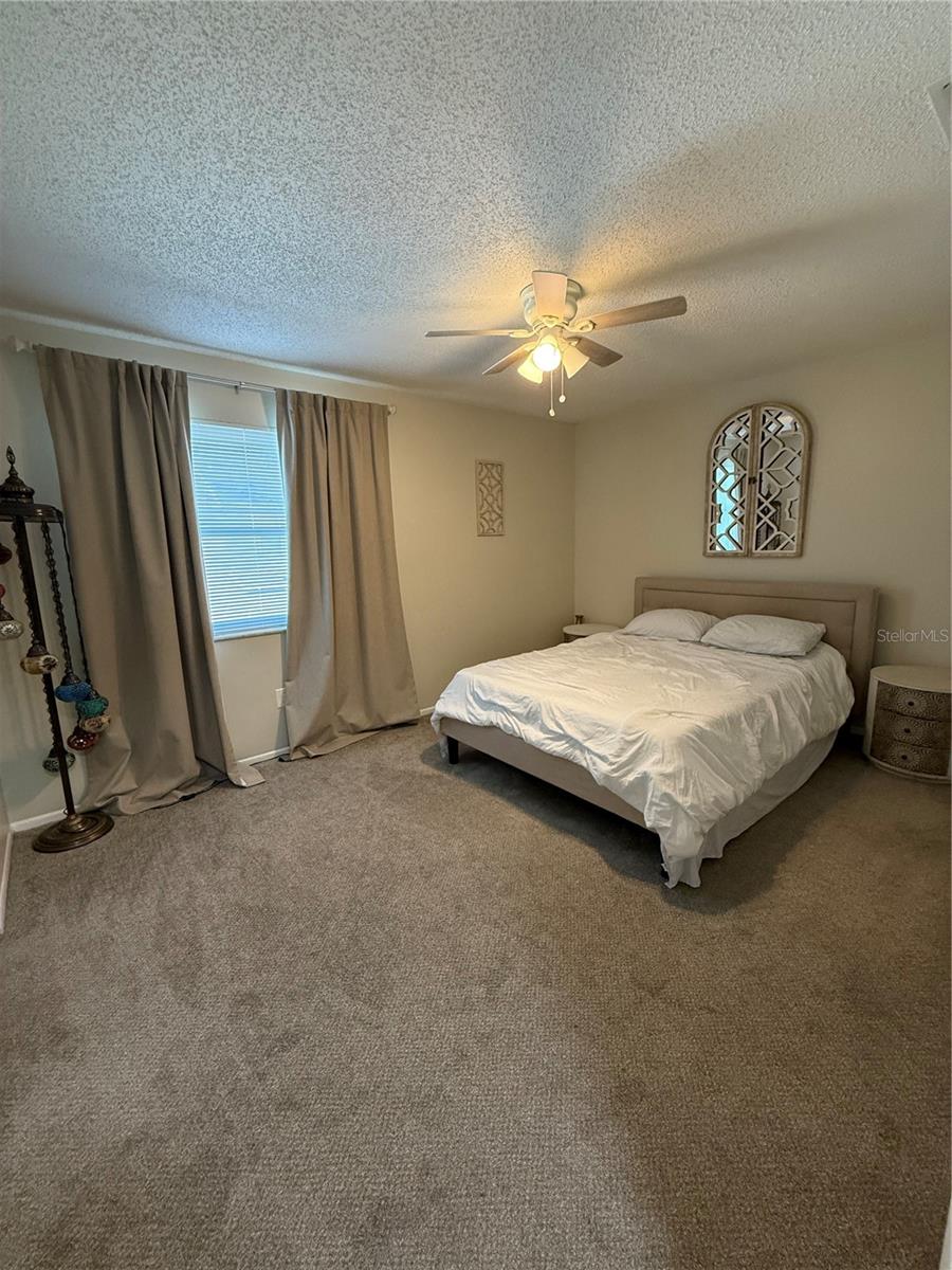 Image 13 of 23 For 10053 Lake Oak Circle