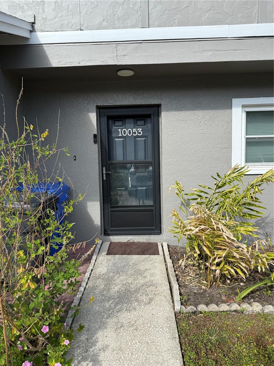 Image 2 of 23 For 10053 Lake Oak Circle