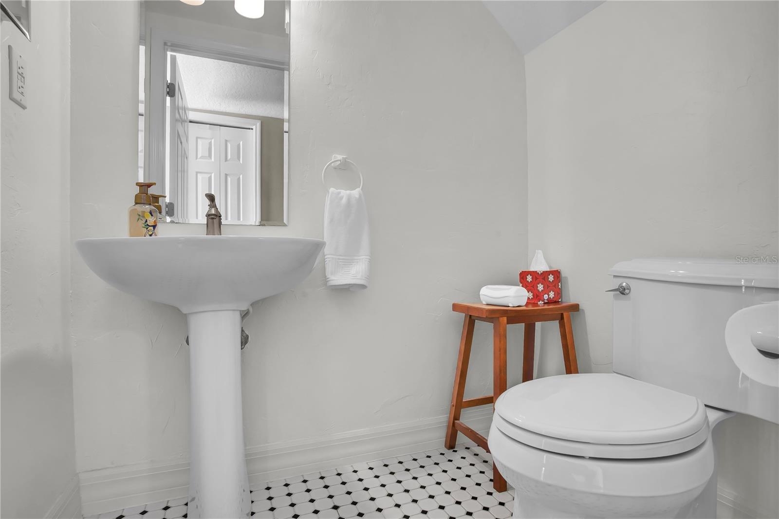 Image 12 of 50 For 2536 Eagles Crossing Drive