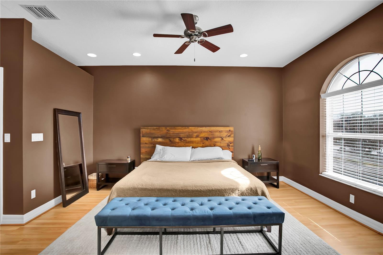 Image 26 of 50 For 2536 Eagles Crossing Drive