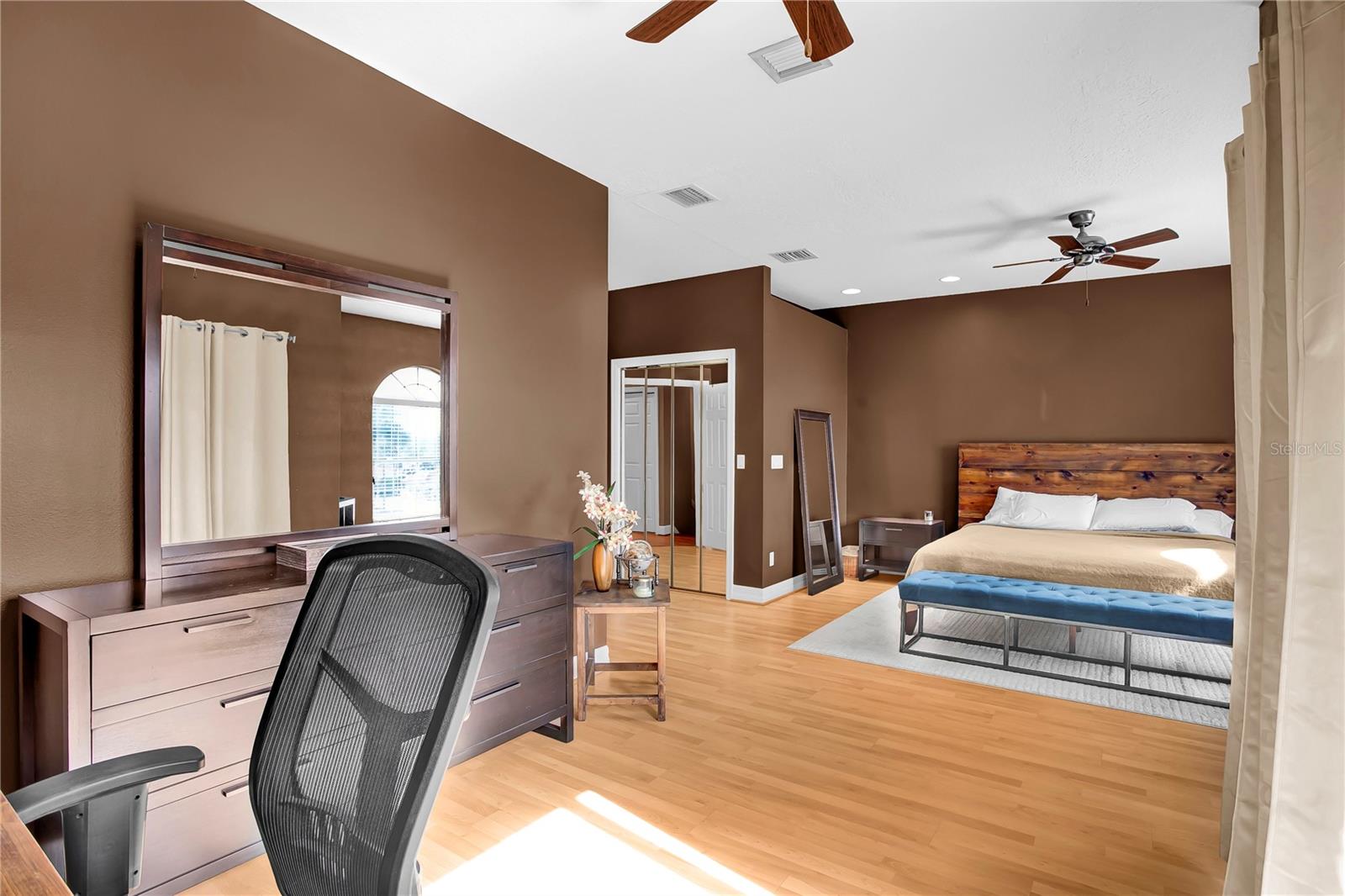 Image 29 of 50 For 2536 Eagles Crossing Drive