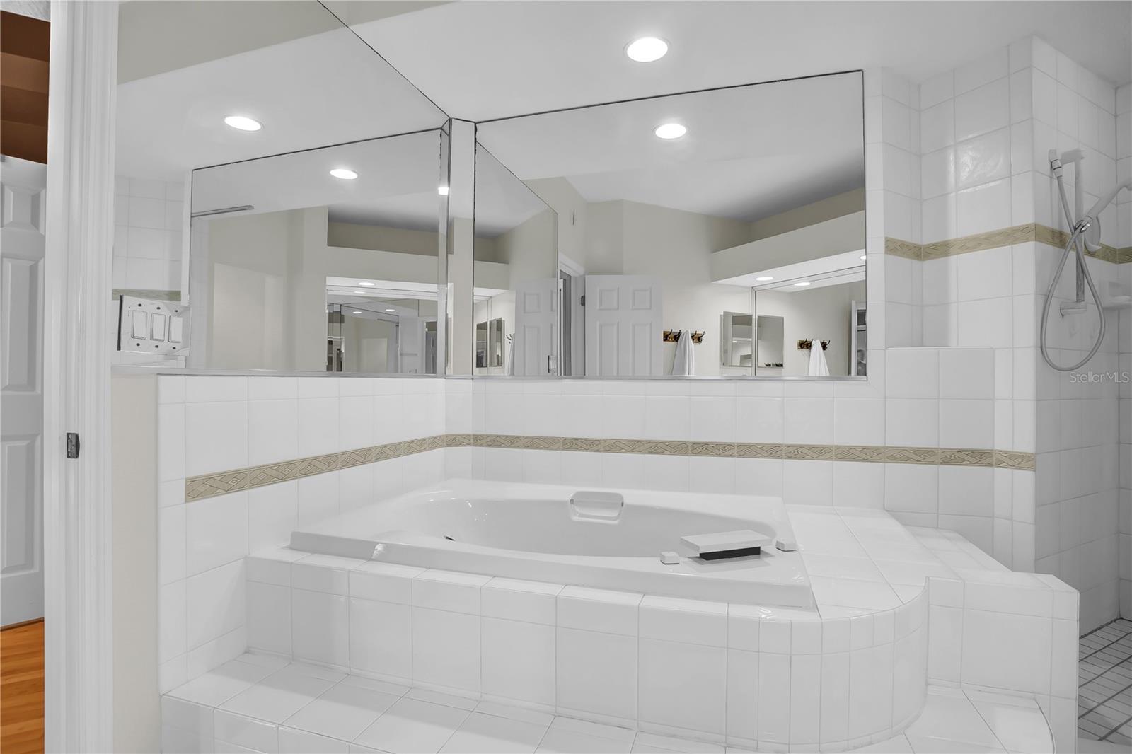 Image 39 of 50 For 2536 Eagles Crossing Drive