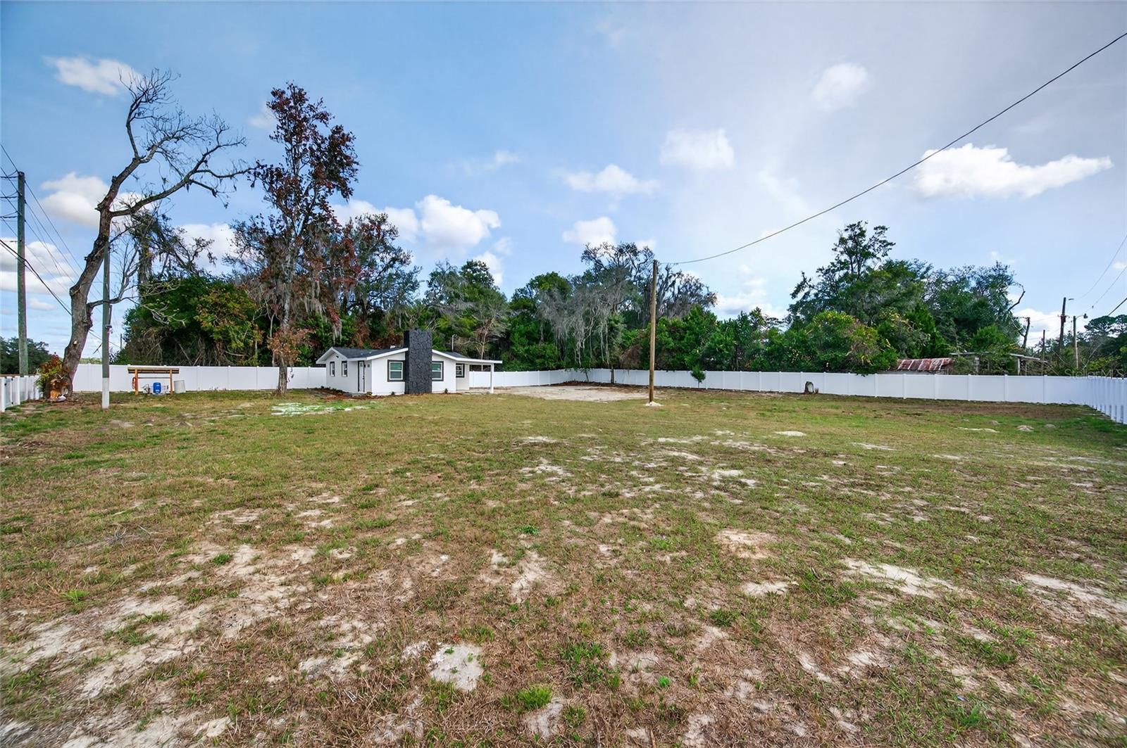 Image 27 of 37 For 17352 Us Highway 41