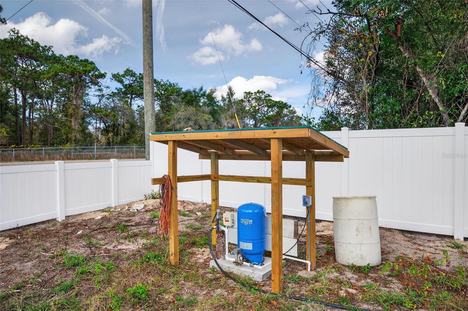 Image 28 of 37 For 17352 Us Highway 41