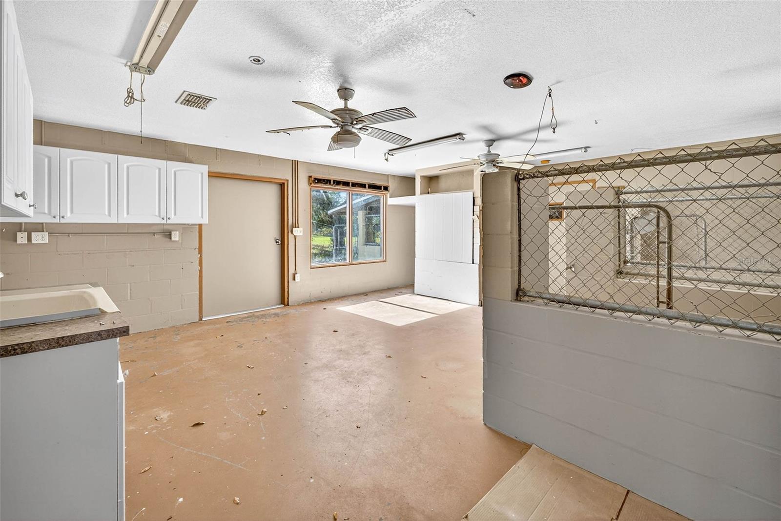 Image 20 of 27 For 14252 Trinity Road